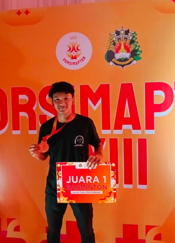 foto kepala sekolah
